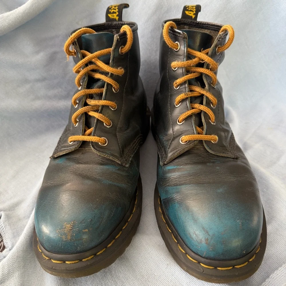 VTG Dr. Martens Rare 1460 Aqua Black Crazy Horse Patina Leather 10M